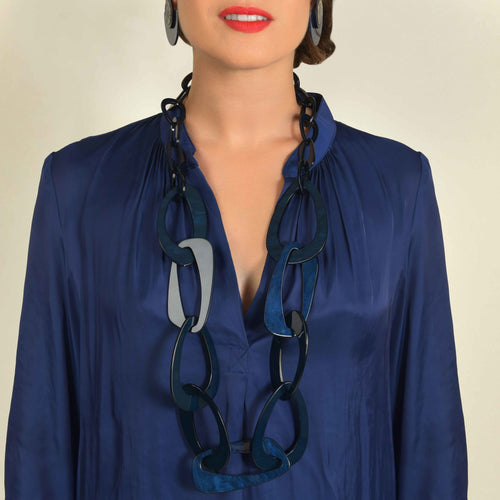 Yeva acetate necklace